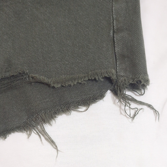 We The Free Makai Denim Jean Shorts, Color Green Size 25 - Picture 11 of 15